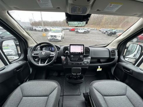New 2026 RAM ProMaster 2500 w/ Premium Convenience Group FWD image 14