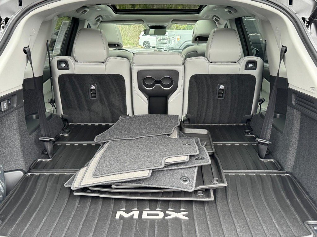 Certified 2026 Acura MDX w/ Technology Package AWD/4WD image 5