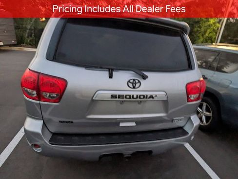 Used 2012 Toyota Sequoia SR5 RWD image 6