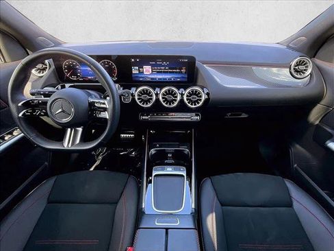 Used 2025 Mercedes-Benz GLA 250 GLA 250 image 16