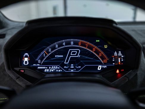 Used 2024 Lamborghini Huracan Tecnica image 43