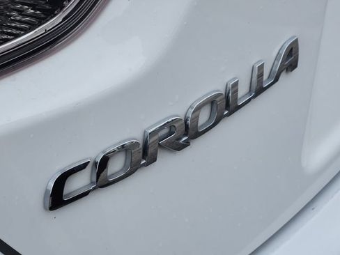 Used 2024 Toyota Corolla LE FWD image 6
