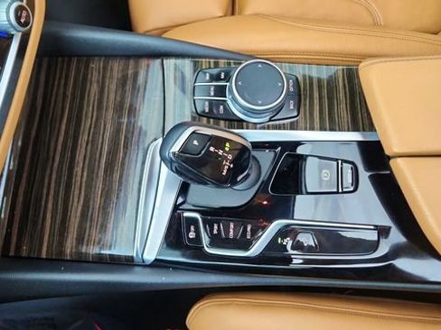 Used 2021 BMW 530i w/ Convenience Package image 48