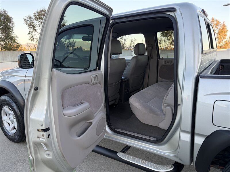 Used 2002 Toyota Tacoma PreRunner w/ SR5 Pkg w/ Chrome Pkg RWD image 23