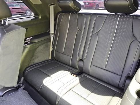 Used 2026 Cadillac Vistiq Luxury AWD/4WD image 5