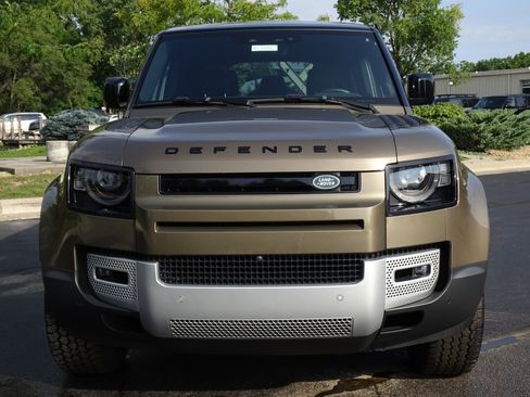Certified 2024 Land Rover Defender 110 S AWD/4WD image 13