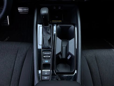 Used 2025 Honda Accord Sport image 16