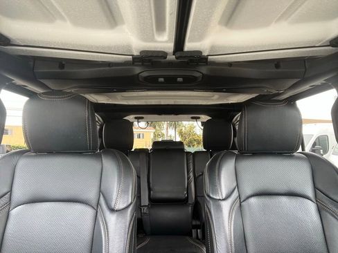 Used 2024 Jeep Wrangler Unlimited w/ LED Headlamp & Fog Lamp Group image 14