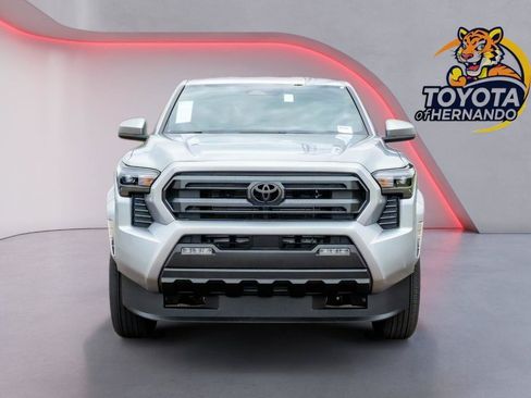 Certified 2026 Toyota Tacoma SR5 AWD/4WD image 2