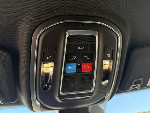 New 2026 Jeep Grand Cherokee Altitude image 26