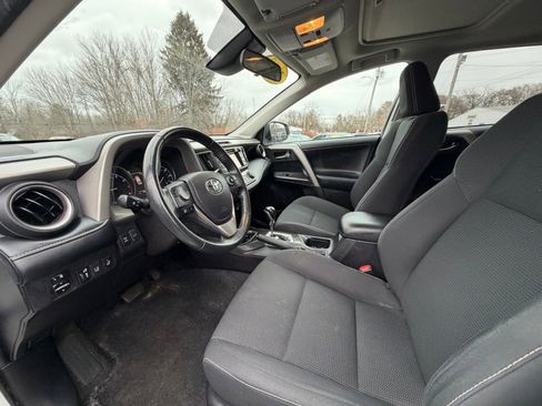 Used 2018 Toyota RAV4 Adventure image 7