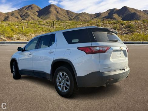 Used 2021 Chevrolet Traverse LS w/ LPO, Floor Liner Package image 3