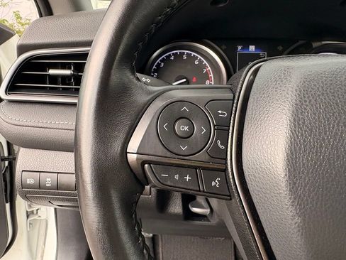 Used 2023 Toyota Camry SE FWD image 23