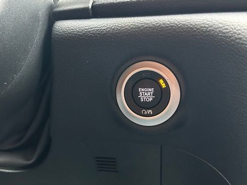 New 2026 Chrysler Pacifica Limited w/ S Appearance Package image 48