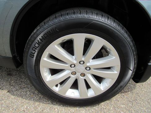 Used 2013 Subaru Forester 2.5X Limited AWD/4WD image 13