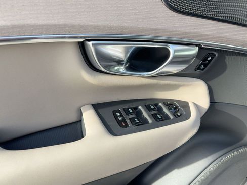 New 2026 Volvo XC90 B6 Plus w/ Protection Package Premier image 12