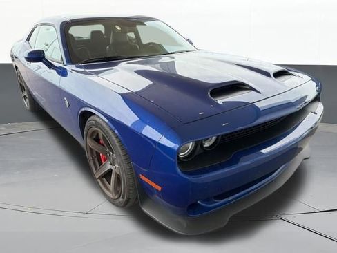 Used 2021 Dodge Challenger SRT Hellcat w/ Plus Package RWD image 1
