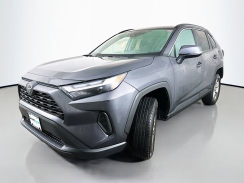 Used 2024 Toyota RAV4 XLE image 3