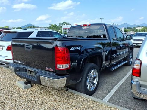 Used 2013 GMC Sierra 1500 SLE AWD/4WD image 2