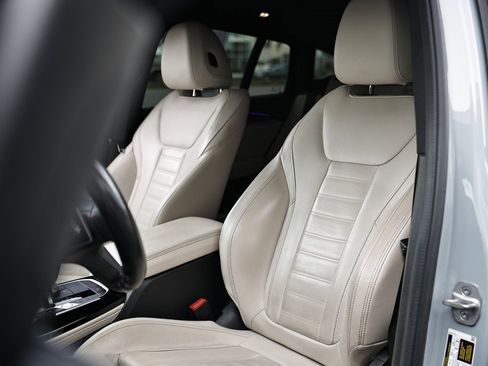 Used 2022 BMW X4 M40i w/ Premium Package image 20