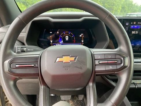 Used 2023 Chevrolet Colorado W/T RWD image 20