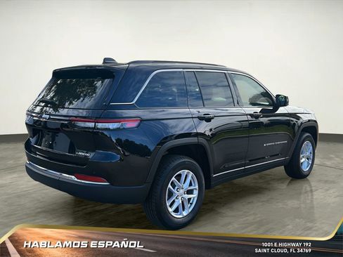 Used 2025 Jeep Grand Cherokee Laredo X w/ Luxury Tech Group I image 6
