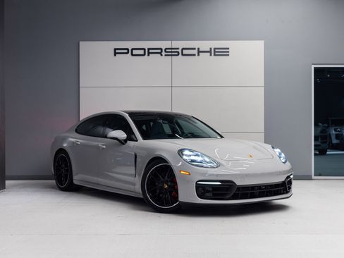 Certified 2023 Porsche Panamera 4S AWD/4WD image 9
