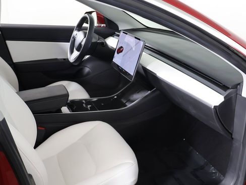 Used 2018 Tesla Model 3 Long Range image 27