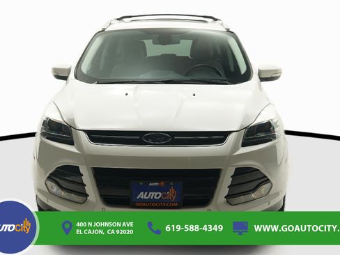 Used 2016 Ford Escape Titanium w/ Equipment Group 301A FWD image 4