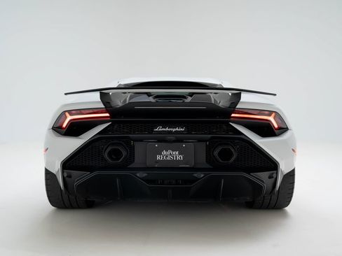 Used 2023 Lamborghini Huracan Tecnica RWD image 4