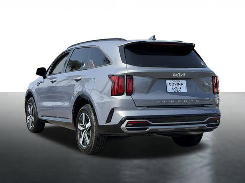 Certified 2022 Kia Sorento S w/ Panoramic Sunroof Package FWD image 6