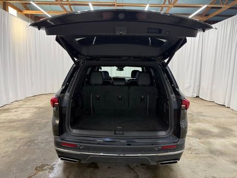 Used 2025 Buick Enclave Preferred image 24