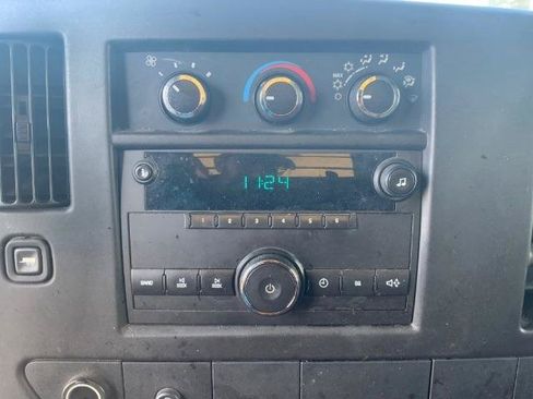 Used 2013 GMC Savana 3500 RWD image 13