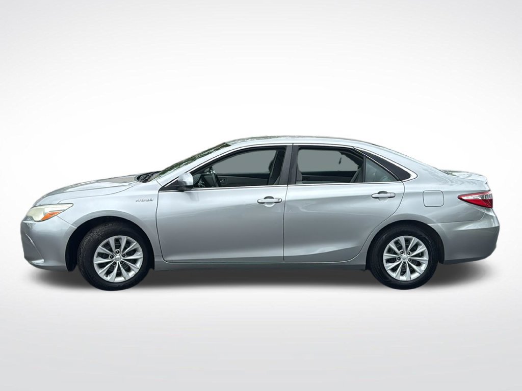 Used 2016 Toyota Camry LE FWD image 4