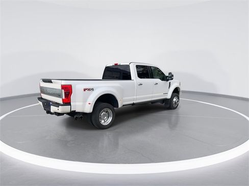 Certified 2017 Ford F450 Platinum w/ Platinum Ultimate Package image 7