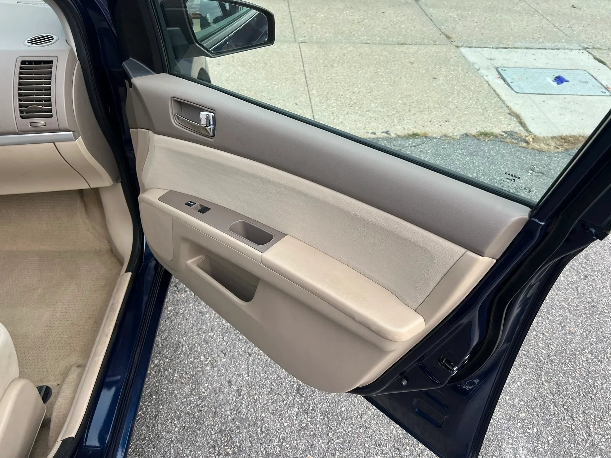 Used 2012 Nissan Sentra 2.0 S w/ Convenience Pkg FWD image 10