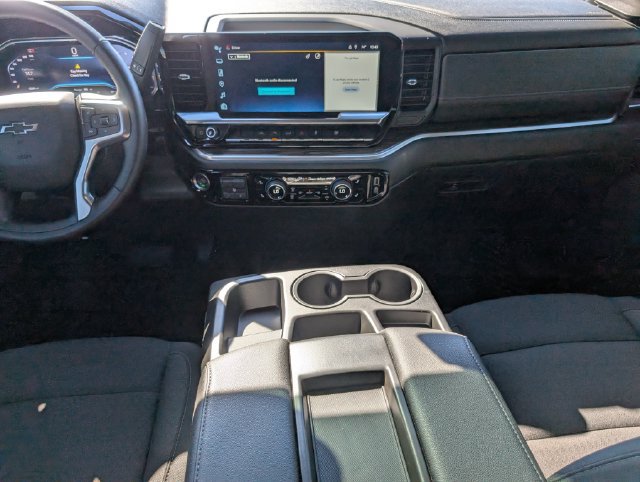 Used 2025 Chevrolet Silverado 1500 RST AWD/4WD image 9