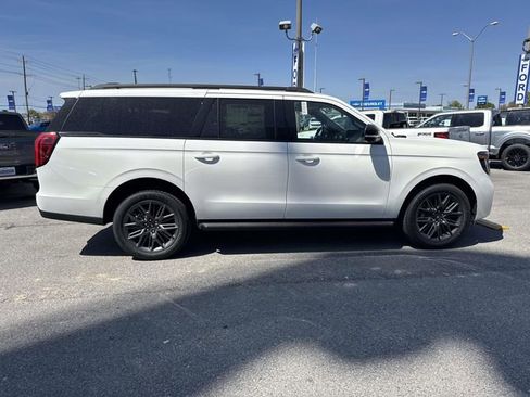 New 2026 Ford Expedition Max Platinum w/ Stealth Appearance Package image 4