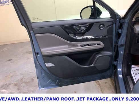 Used 2025 Lincoln Corsair Reserve w/ Equipment Group 202A image 28