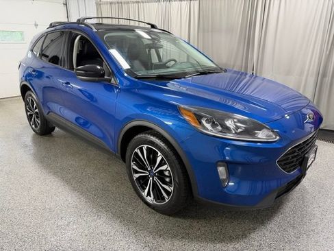 Used 2022 Ford Escape SEL w/ SEL Stealth AWD Package image 3