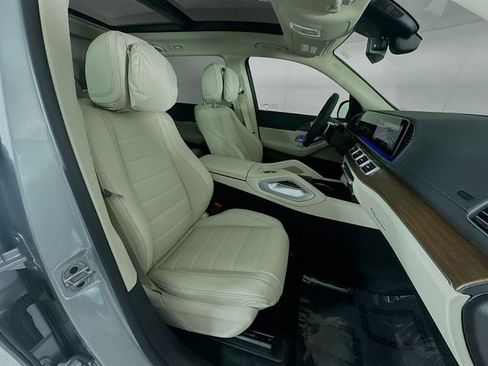 New 2026 Mercedes-Benz GLS 450 4MATIC image 29