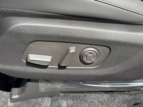 New 2026 Kia Carnival SX Prestige FWD image 29