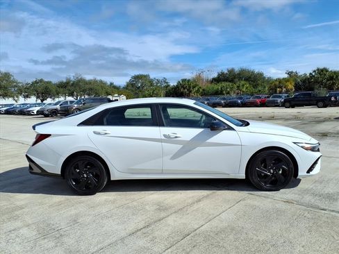 New 2026 Hyundai Elantra SEL Sport image 5