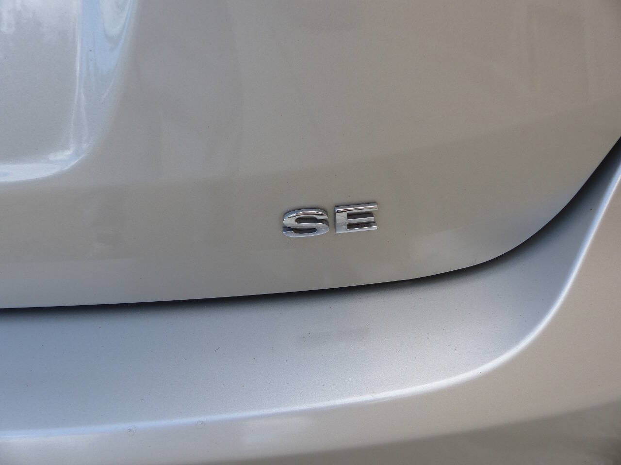 Used 2018 Ford Focus SE w/ Cold Weather Package FWD image 10