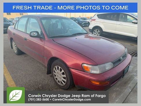 Used 1993 Toyota Corolla Deluxe image 1