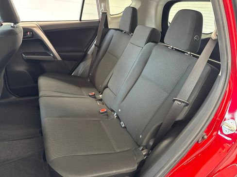 Certified 2016 Toyota RAV4 LE AWD/4WD image 37