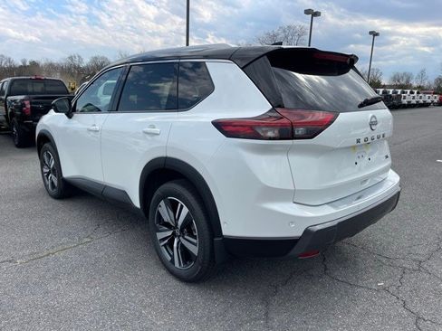 New 2025 Nissan Rogue SL w/ SL Premium Package image 7