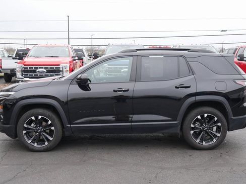 Used 2025 Chevrolet Equinox RS w/ Safety and Technology Package image 9