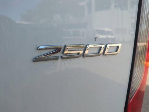 Used 2024 Mercedes-Benz Sprinter 2500 image 14