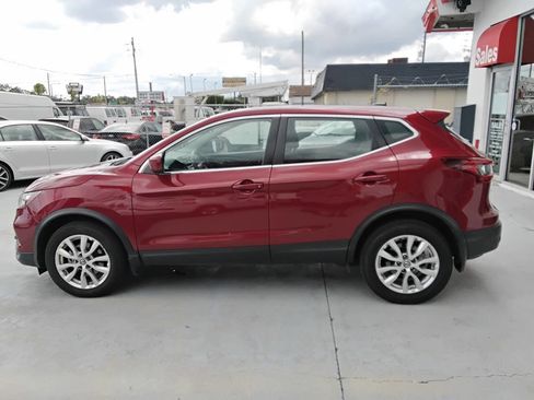 Used 2021 Nissan Rogue Sport S image 5